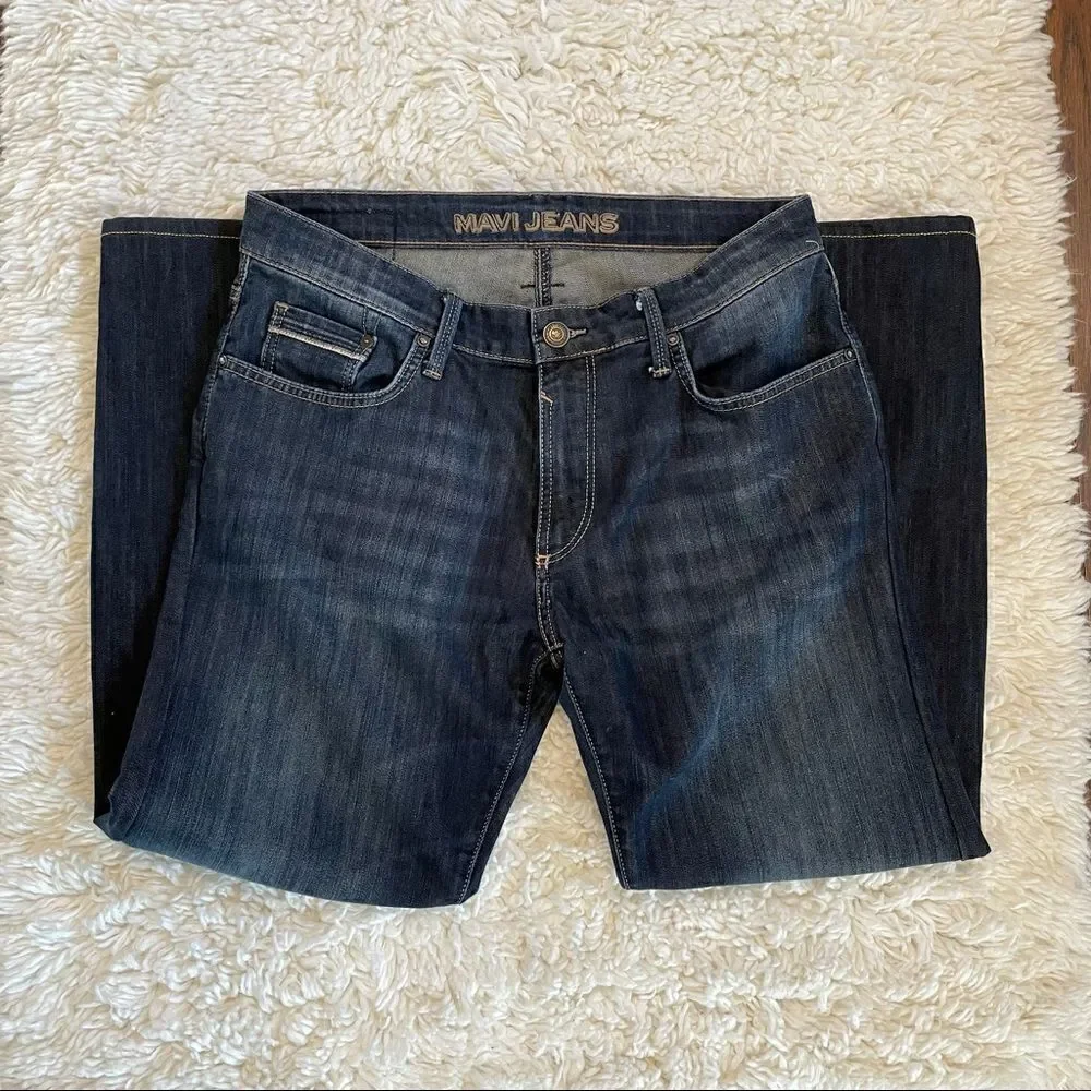 Mavi Zach Straight Tag tailored, now 34X27 Dark Blue, snug waist, loose leg